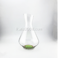 Base de carafe à vin transparent avec vert